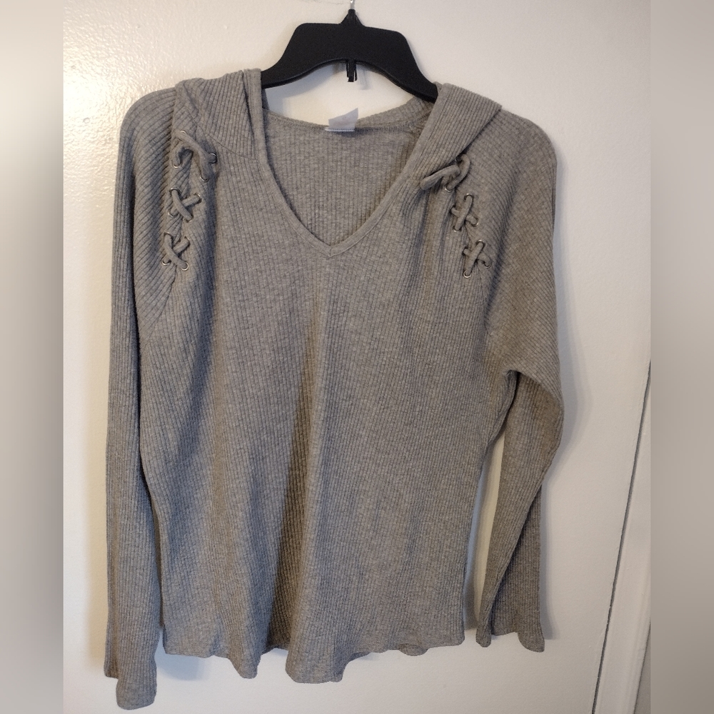 *No boundaries* long sleeve shirt hoodie